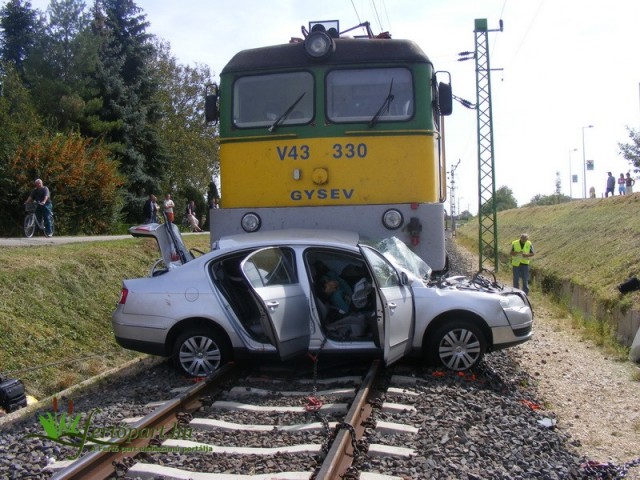 ek04