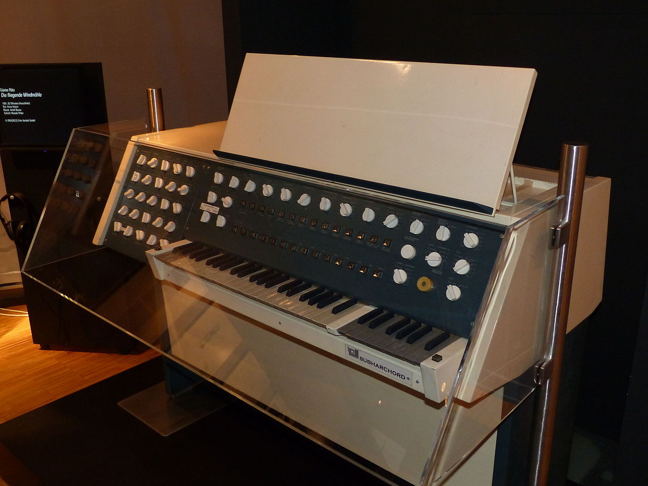 mah28