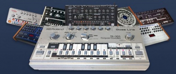 Cs. K&aacute;d&aacute;r P&eacute;ter - XXI. sz&aacute;zadi Diszk&oacute;nika, 282. TB-303 kl&oacute;nok, replik&aacute;k, antikl&oacute;nok